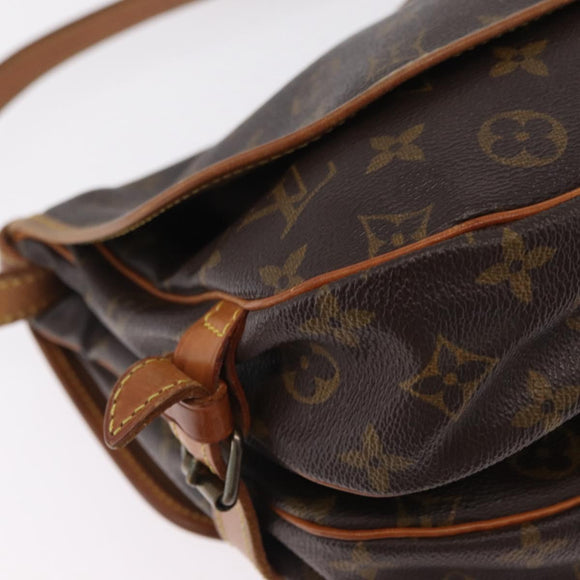 LOUIS VUITTON Monogram Saumur 30 Shoulder Bag M42256 LV Auth 205023