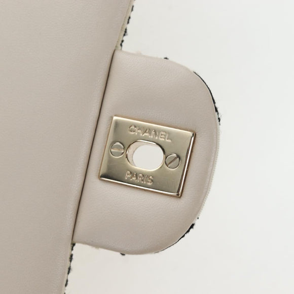 CHANEL Matelasse 25 Chain Shoulder Bag Canvas White Gold CC Auth 206278SM