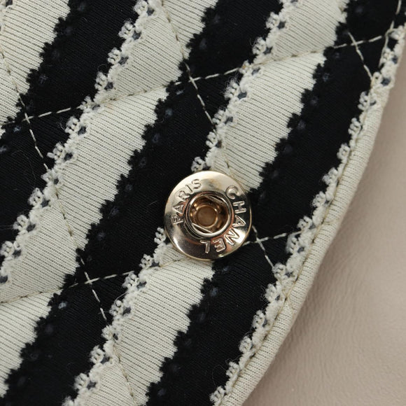 CHANEL Matelasse 25 Chain Shoulder Bag Canvas White Gold CC Auth 206278SM