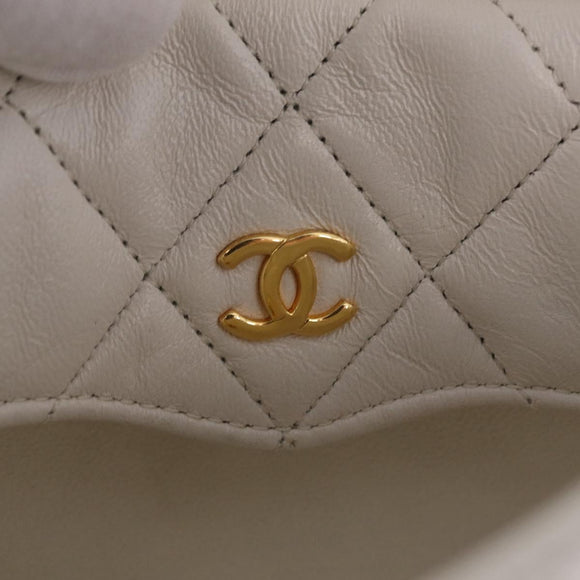 CHANEL Matelasse Chain Shoulder Bag Lamb Skin Gold White CC Auth 206300SAV