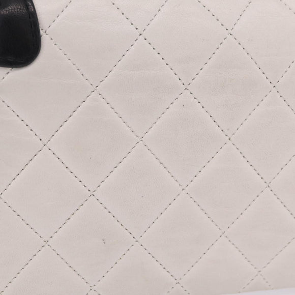 CHANEL Matelasse Chain Shoulder Bag Lamb Skin Gold White CC Auth 206300SAV