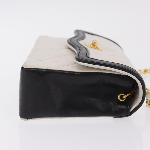 CHANEL Matelasse Chain Shoulder Bag Lamb Skin Gold White CC Auth 206300SAV