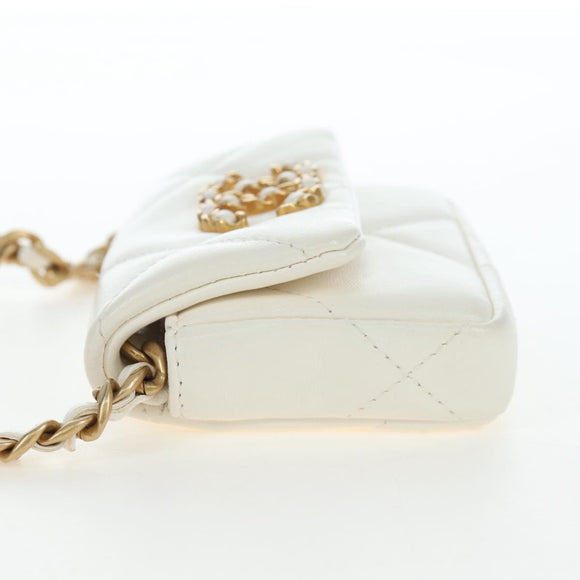 CHANEL Matelasse Chain Shoulder Pouch Lamb Skin Gold White CC Auth 206352SAM