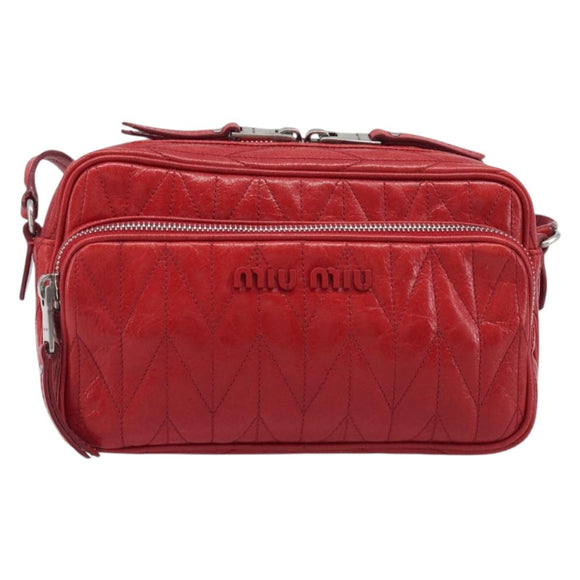 Miu Miu Matelasse Shoulder Bag Leather Red Silver Auth 206482M