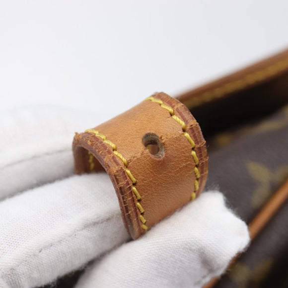 LOUIS VUITTON Monogram Saumur 30 Shoulder Bag M42256 LV Auth 206486