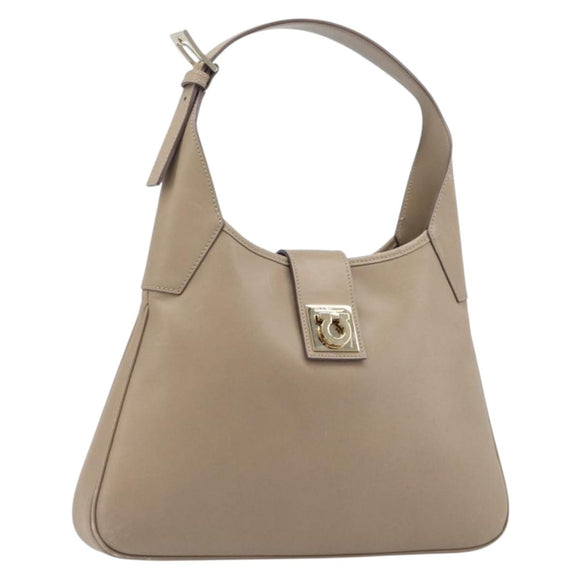 Salvatore Ferragamo Gancini Shoulder Bag Leather Beige Gold Auth 206791A