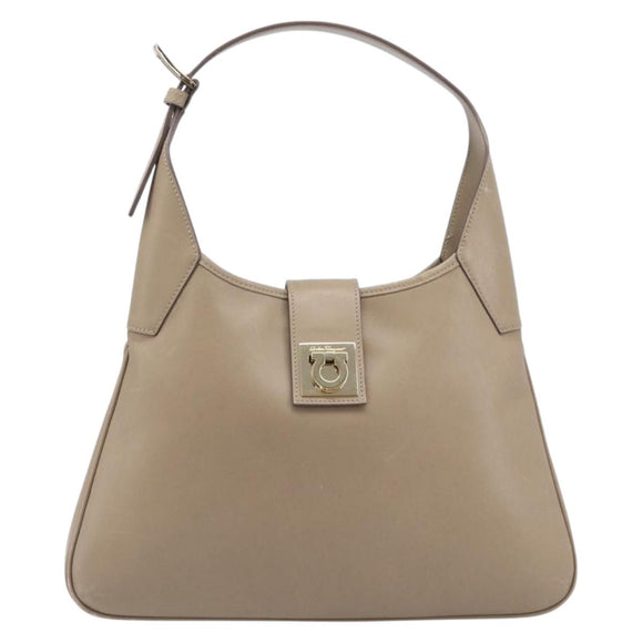 Salvatore Ferragamo Gancini Shoulder Bag Leather Beige Gold Auth 206791A
