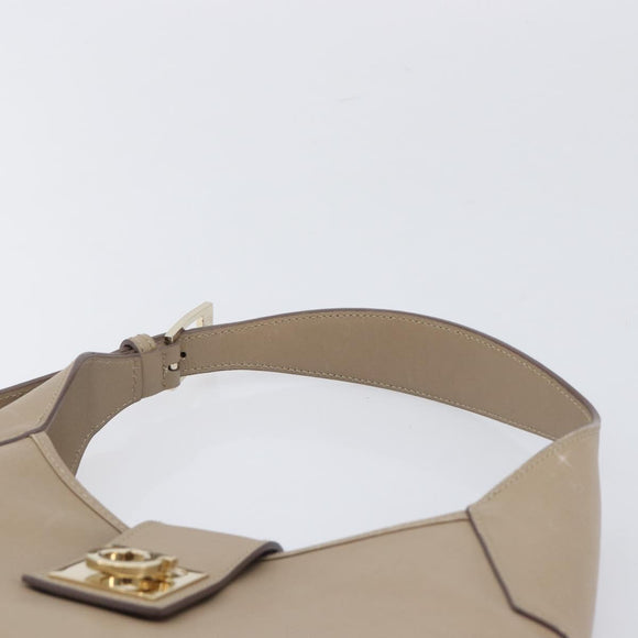 Salvatore Ferragamo Gancini Shoulder Bag Leather Beige Gold Auth 206791A
