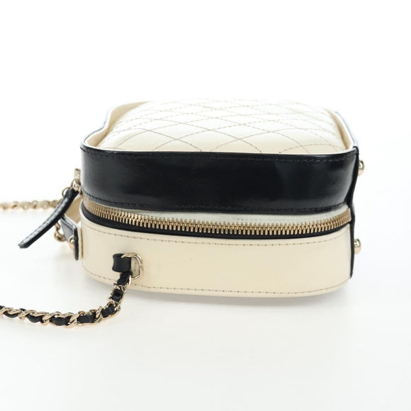 CHANEL Matelasse Vanity Chain Bag Leather 2way White Gold CC Auth 206845A