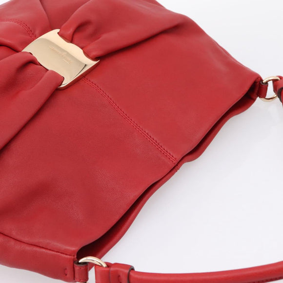 Salvatore Ferragamo Vala Shoulder Bag Leather Red Gold Auth 206910A