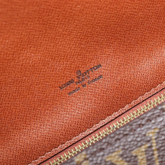 LOUIS VUITTON Monogram Saint Cloud GM Shoulder Bag M51242 LV Auth 206954V