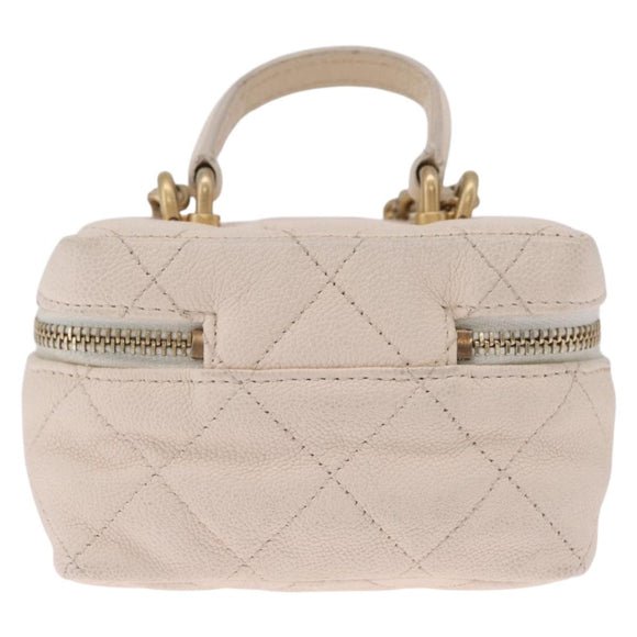 CHANEL Matelasse Vanity Chain Shoulder Pouch Caviar Skin White CC Auth 207090V