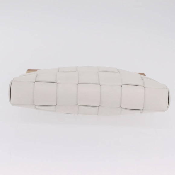 Bottega Veneta MAXI INTRECCIATO Clutch Bag Leather White Gold Auth 207327M