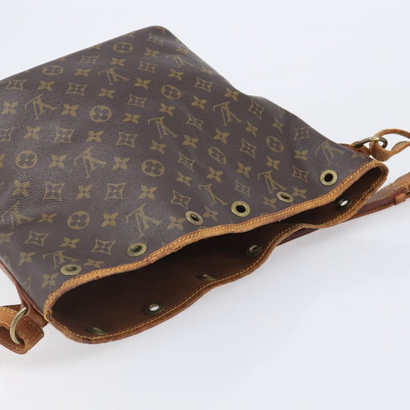 LOUIS VUITTON Monogram Petit Noe Shoulder Bag M42226 LV Auth 207542