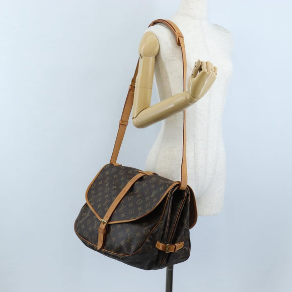 LOUIS VUITTON Monogram Saumur 35 Shoulder Bag M42254 LV Auth 207698V