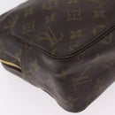 LOUIS VUITTON Monogram Trousse Toilette 28 Clutch Bag M47522 LV Auth 208267-10