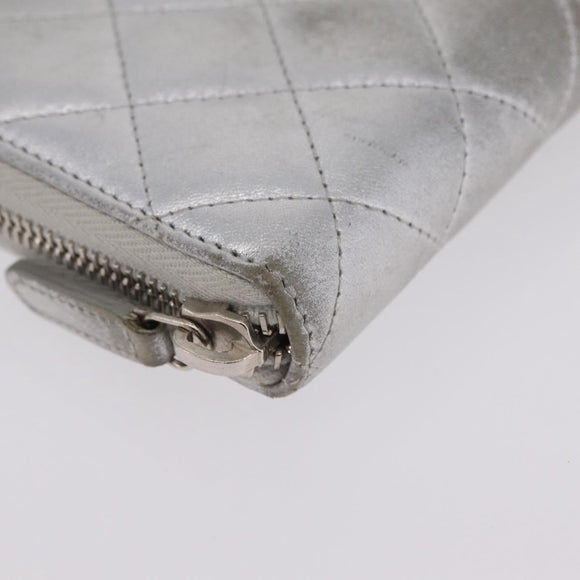 CHANEL Matelasse Long Wallet Lamb Skin Silver CC Auth 208350