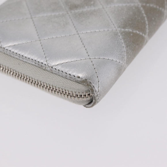 CHANEL Matelasse Long Wallet Lamb Skin Silver CC Auth 208350