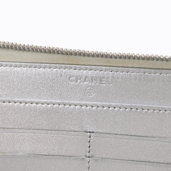 CHANEL Matelasse Long Wallet Lamb Skin Silver CC Auth 208350