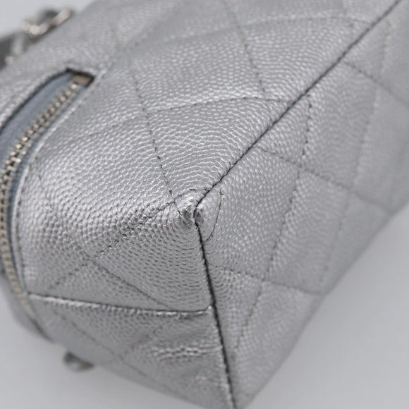 CHANEL Matelasse Chain Shoulder Vanity Pouch Caviar Skin 2way CC Auth 208451SAM