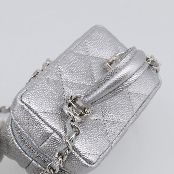 CHANEL Matelasse Chain Shoulder Vanity Pouch Caviar Skin 2way CC Auth 208451SAM