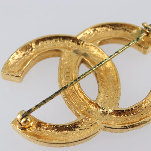 CHANEL Brooch metal Gold CC Auth 208721M
