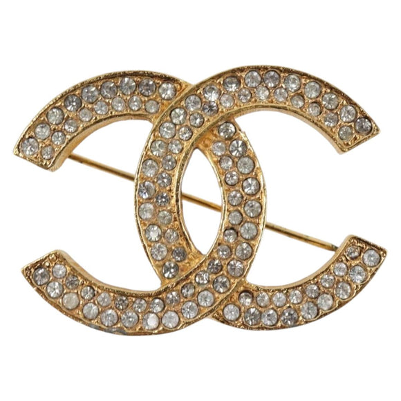 CHANEL Brooch metal Gold CC Auth 208721M