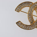 CHANEL Brooch metal Gold CC Auth 208721M-3