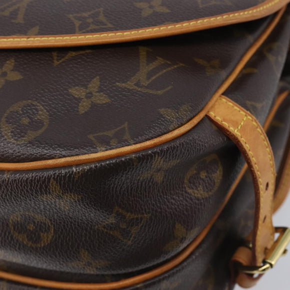 LOUIS VUITTON Monogram Saumur 30 Shoulder Bag M42256 LV Auth 208822A
