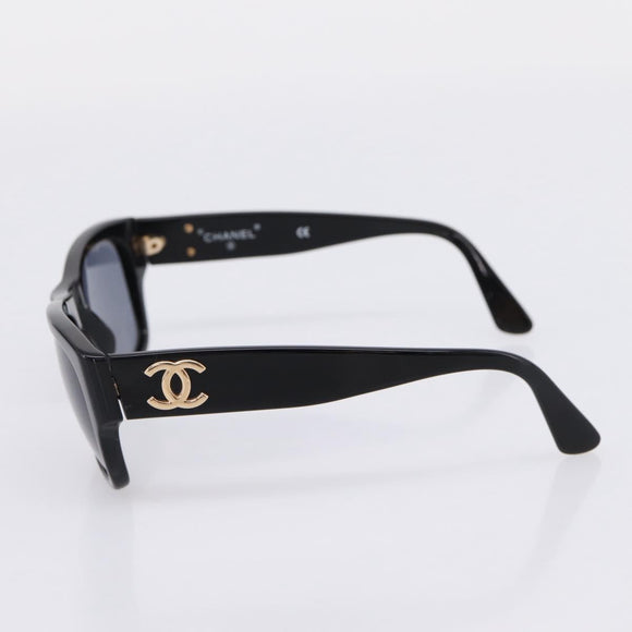 CHANEL Sunglasses Plastic Black Gold Tone CC Auth 208893