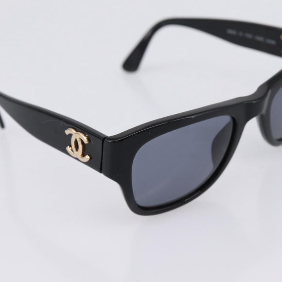 CHANEL Sunglasses Plastic Black Gold Tone CC Auth 208893