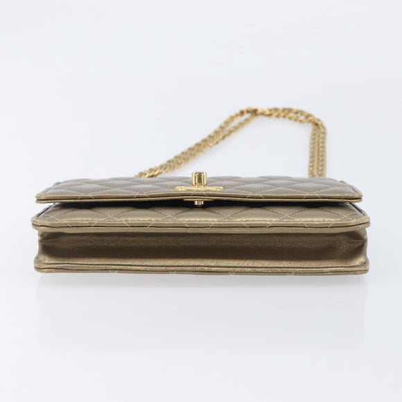 CHANEL Matelasse Chain Shoulder Bag Lamb Skin Gold CC Auth 209007M