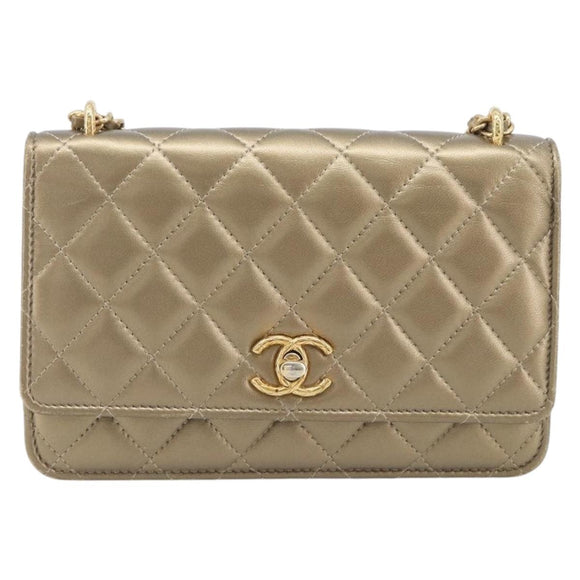 CHANEL Matelasse Chain Shoulder Bag Lamb Skin Gold CC Auth 209007M