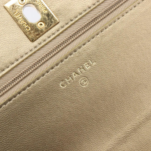 CHANEL Matelasse Chain Shoulder Bag Lamb Skin Gold CC Auth 209007M