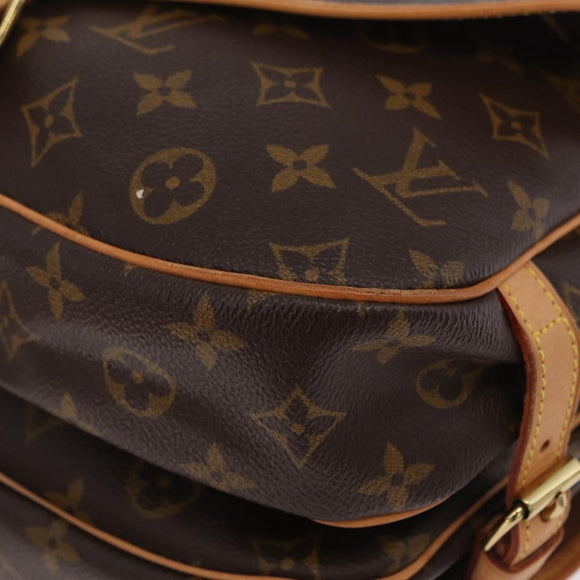 LOUIS VUITTON Monogram Saumur 30 Shoulder Bag M42256 LV Auth 209083V