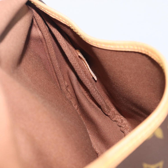 LOUIS VUITTON Monogram Saumur 30 Shoulder Bag M42256 LV Auth 209097V