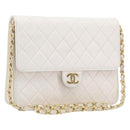CHANEL Matelasse Shoulder Bag Lamb Skin White Gold Tone CC Auth 209122-1