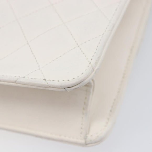 CHANEL Matelasse Shoulder Bag Lamb Skin White Gold Tone CC Auth 209122