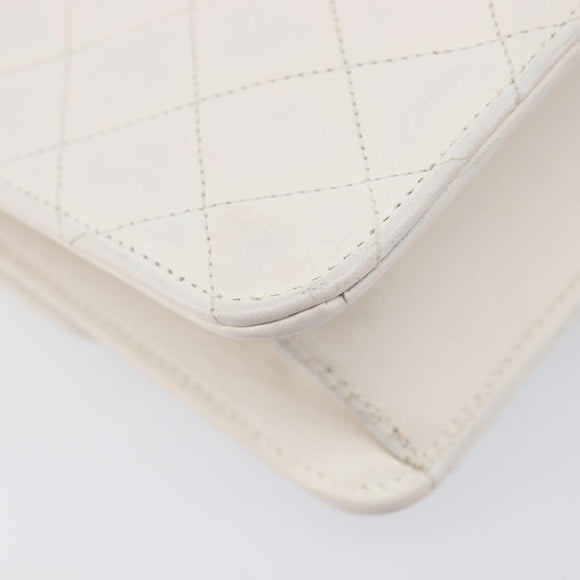 CHANEL Matelasse Shoulder Bag Lamb Skin White Gold Tone CC Auth 209122
