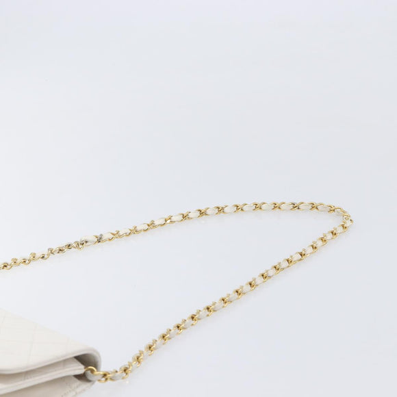 CHANEL Matelasse Shoulder Bag Lamb Skin White Gold Tone CC Auth 209122