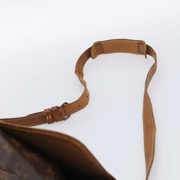 LOUIS VUITTON Monogram Saumur 43 Shoulder Bag M42252 LV Auth 209144