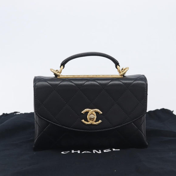 CHANEL Matelasse Trendy CC Chain Bag Lamb Skin Black Gold CC Auth 209257SAM