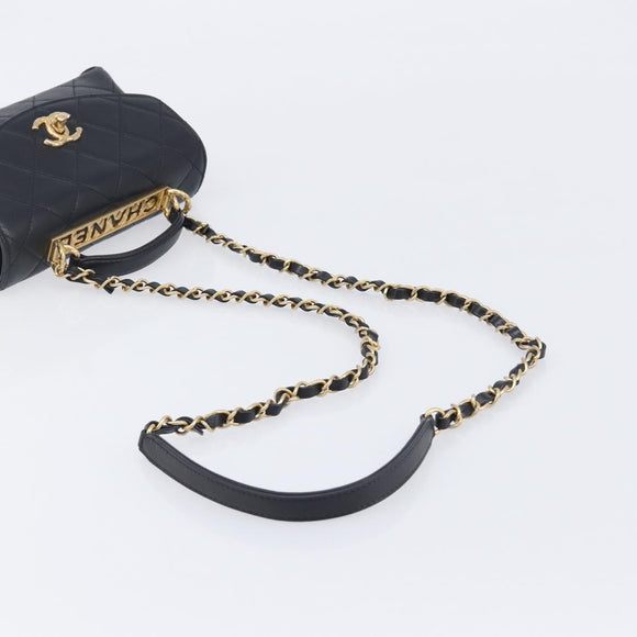 CHANEL Matelasse Trendy CC Chain Bag Lamb Skin Black Gold CC Auth 209257SAM