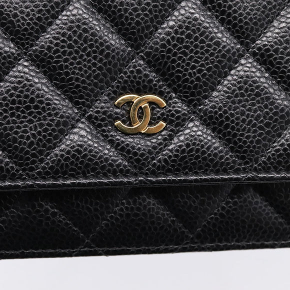 CHANEL Matelasse ChainShoulder Pouch Caviar Skin Black Gold CC Auth 209506SAM