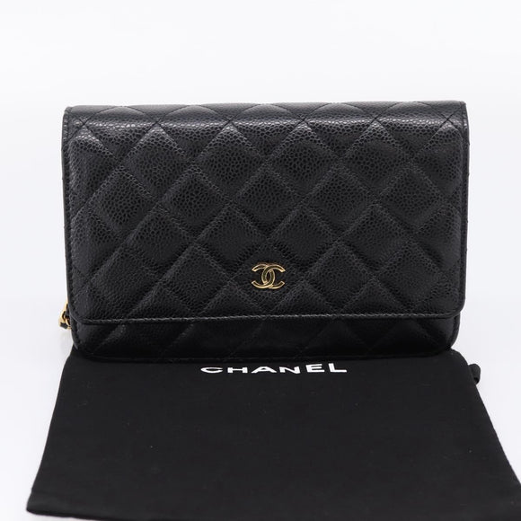 CHANEL Matelasse ChainShoulder Pouch Caviar Skin Black Gold CC Auth 209506SAM