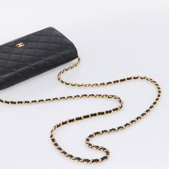 CHANEL Matelasse ChainShoulder Pouch Caviar Skin Black Gold CC Auth 209506SAM