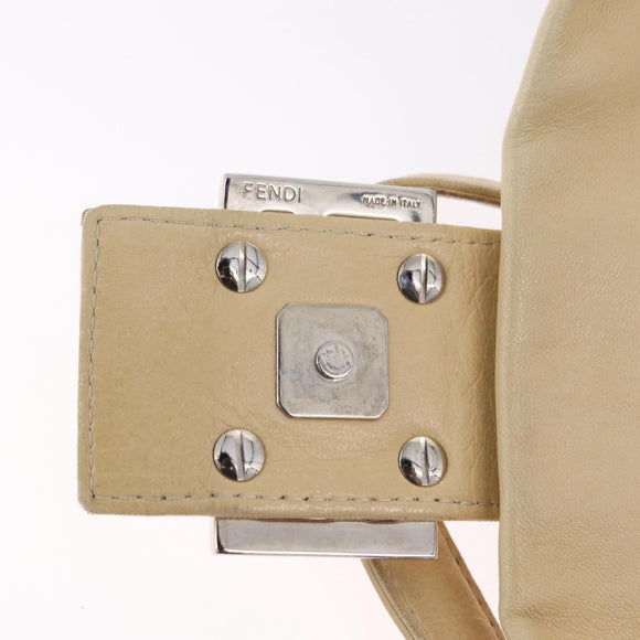 FENDI Mamma Baguette Shoulder Bag Leather Beige Silver 2624 Auth 209546SAM