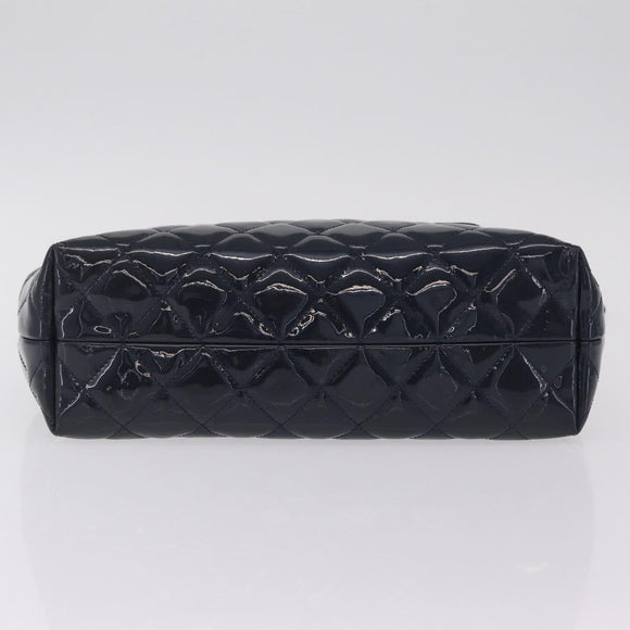 CHANEL Matelasse Chain Shoulder Bag Patent Navy Silver CC Auth 209580A