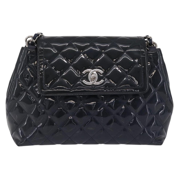 CHANEL Matelasse Chain Shoulder Bag Patent Navy Silver CC Auth 209580A