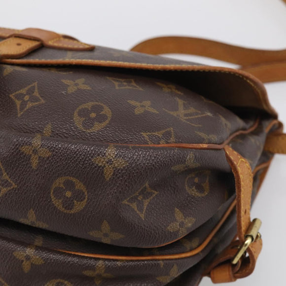 LOUIS VUITTON Monogram Saumur 30 Shoulder Bag M42256 LV Auth 209914